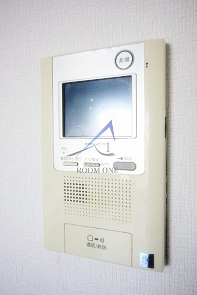 LA.XEBEC東十条のセキュリティ|モニター付きインターホンです。