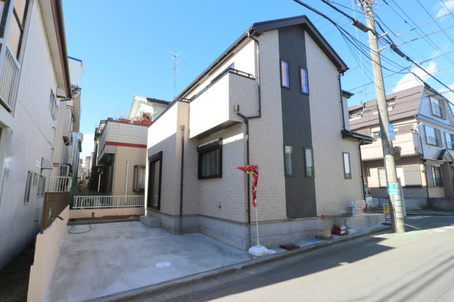 【外観】 | ふじみ野市富士見台　新築一戸建住宅　全1棟　(ふじみ野店) | 教育施設や商業施設が徒歩10分圏内に揃い生活便利な環境の4LDK新築戸建。