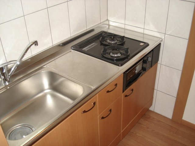 Ｊｅ　ｌｅ　ｐｒｅｎｄｓ　(ジュルプラン）のキッチン|システムキッチン