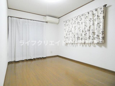 【洋室】 | 西平山1丁目貸家