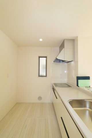 郡山市安積町笹川字北向　　　１号棟　　　安積第３小学校、安積第２中学区　のキッチン