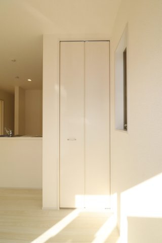 郡山市安積町笹川字北向　　　１号棟　　　安積第３小学校、安積第２中学区　の収納|リビング収納♪