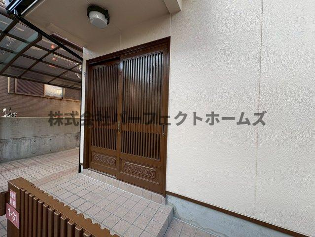 東香里新町戸建1　賃貸のエントランス|エントランスです
