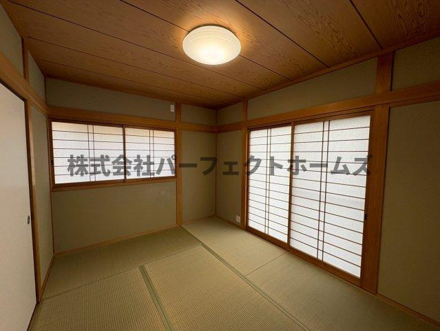 東香里新町戸建1　賃貸の和室|和室がひろがる居住スペース