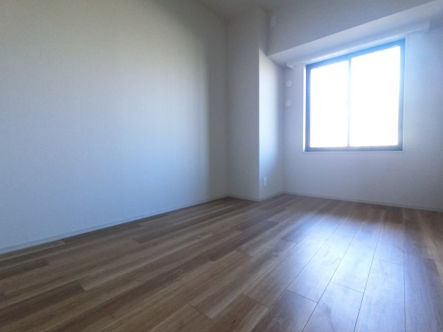 ファインセントラルシティの洋室