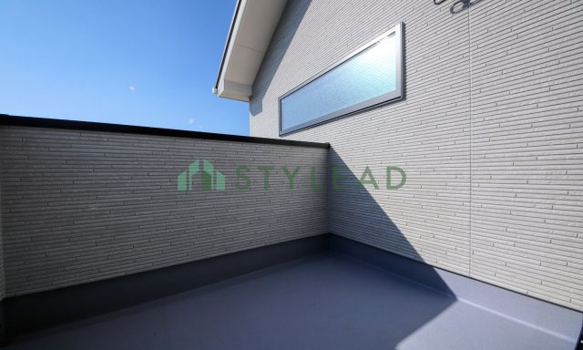 【バルコニー】