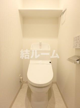 板橋区板橋４丁目の賃貸マンションのトイレ