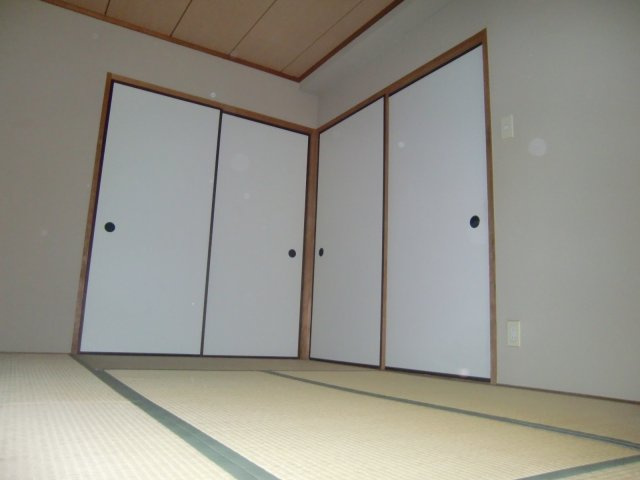 サンパレス六甲の和室