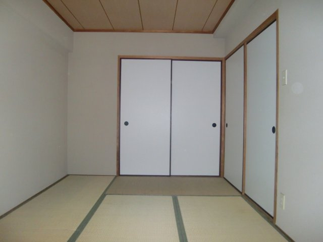 サンパレス六甲の和室