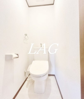 【トイレ】 | エバーコート | トイレです。