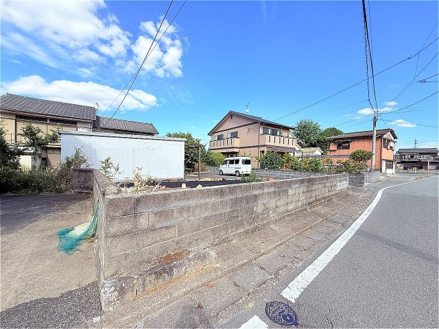 小保土地の外観