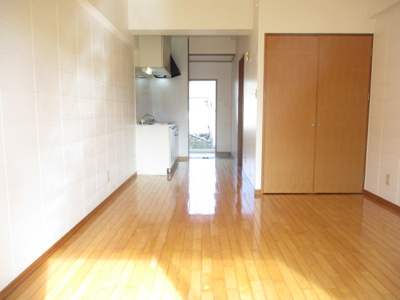 【洋室】 | メゾンゆい