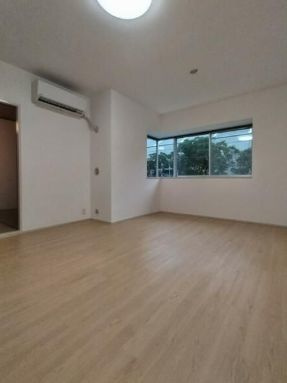 【居間・リビング】 | ハイツ面影橋 | ゆったりとした居間です