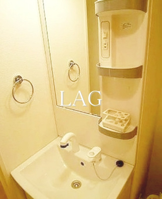 【洗面所】 | リヴシティ中野 | 洗面台です。