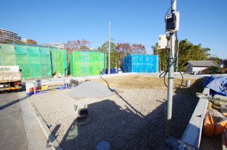 【外観】 | 【仲介手数料無料！！】稲城市若葉台1丁目　建築条件付き売地（全9区画）1区画　4480万円 | 7号棟　令和7年10月29日　西道路の整形地