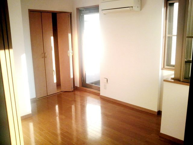 ピースフルコート菊川の居間・リビング