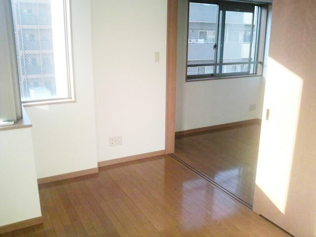 ピースフルコート菊川の寝室