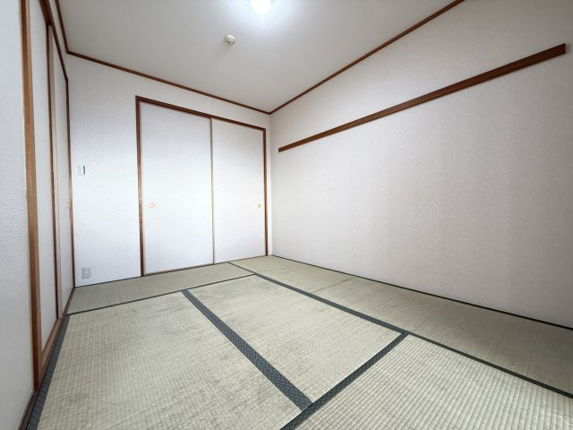 ピュアハイツ垂水潮見が丘の和室