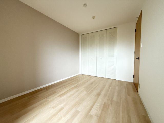 ピュアハイツ垂水潮見が丘の洋室