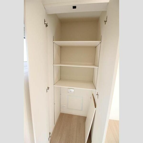 グローヴ用賀の収納