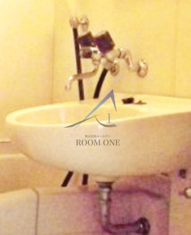 メゾン・ド・タンブールの洗面所|洗面台です。