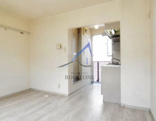 メゾン・ド・ボナールの居間・リビング|洋室のお部屋です。