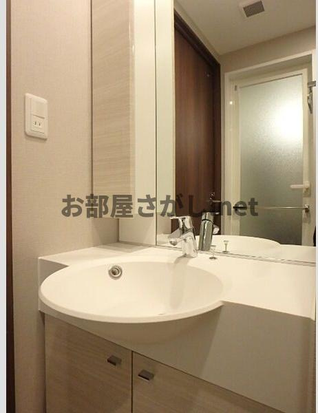 【憧れのエリア】グランド・ガーラ白金高輪の洗面所