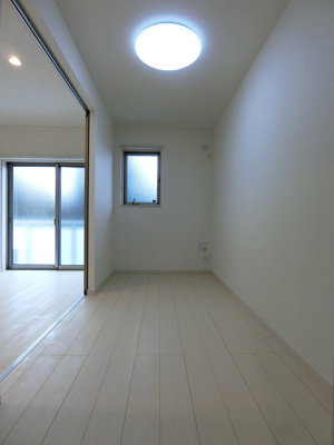 【寝室】 | リブリ・コン・カローレ