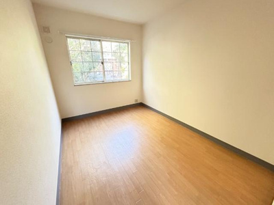 【内装】 | エスポアール | 洋室