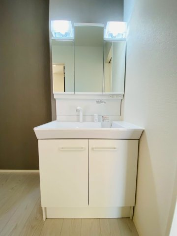 よかタウン／東区保田窪3丁目1期／14号棟の独立洗面台