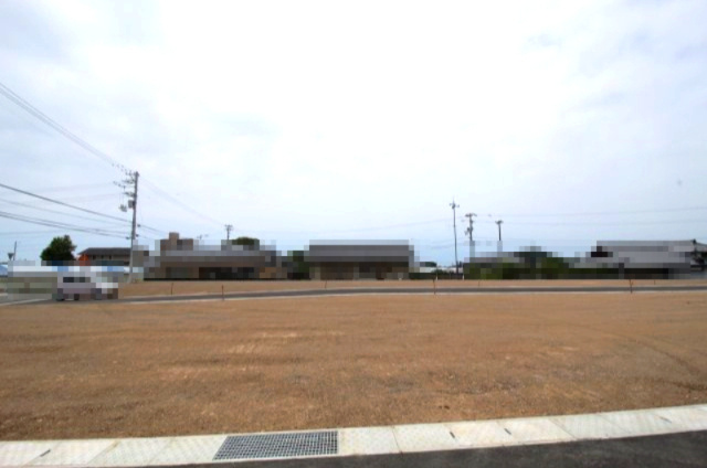 香南市野市町西野　新築戸建　⑧　駐車場５台　（全2棟）の外観|北側から