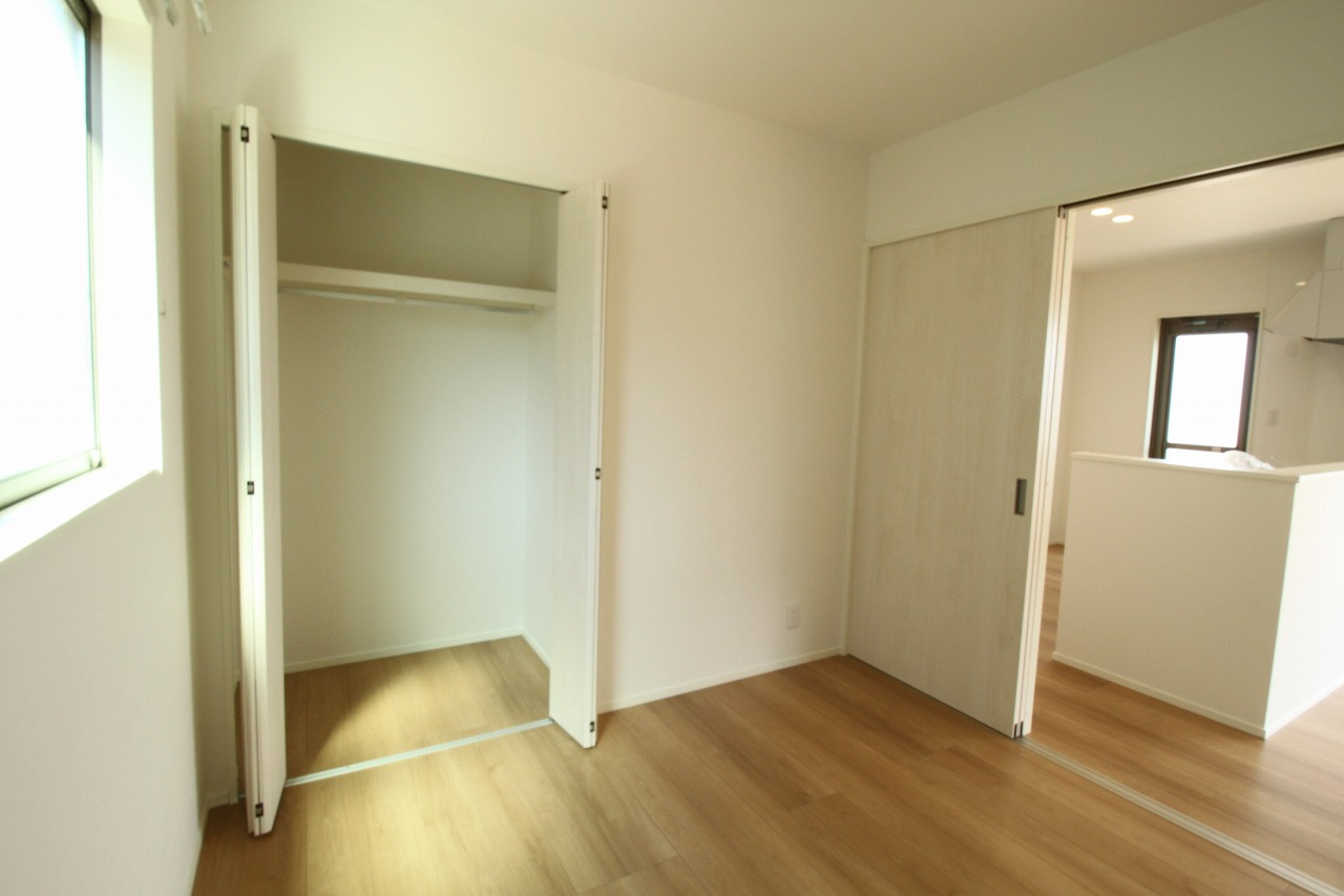 香南市野市町西野　新築戸建　⑧　駐車場５台　（全2棟）の収納|1Ｆ　4.5帖