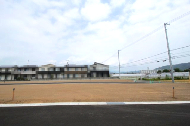 香南市野市町西野　新築戸建　⑧　駐車場５台　（全2棟）の外観|⑧　建物面積　103.02㎡　（約31.16坪）