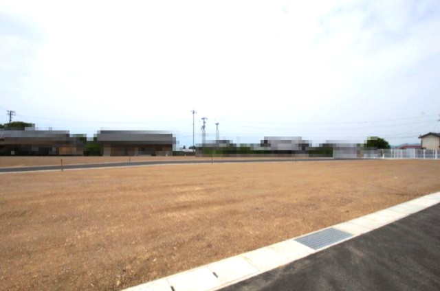 香南市野市町西野　新築戸建　⑧　駐車場５台　（全2棟）の外観|北側から