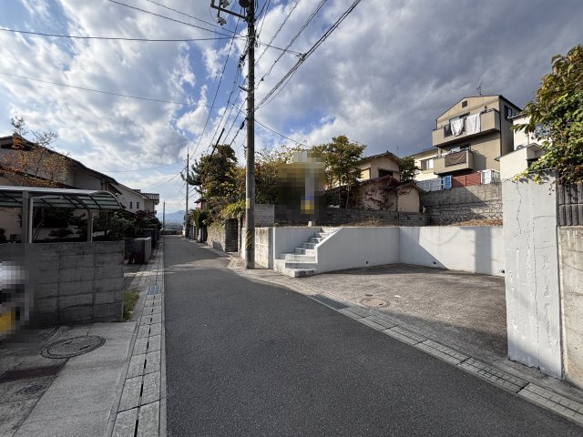 売土地  安東1丁目の前面道路含む現地写真