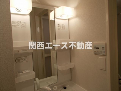 【洗面所】 | Yシャトレーヌ