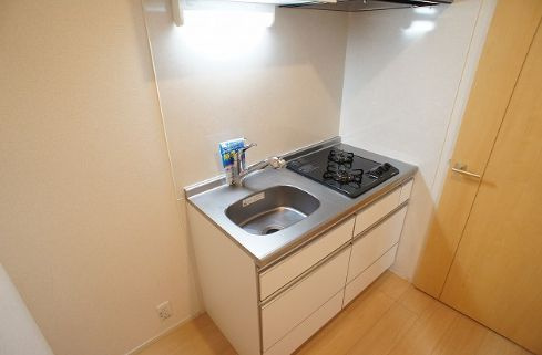 モーデ　グランツのキッチン|別号室参考写真です。