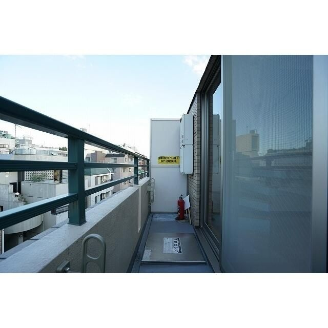 メゾンヌーヴェルのバルコニー