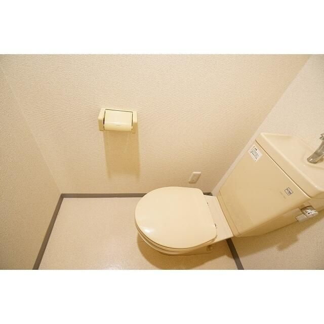 メゾンヌーヴェルのトイレ