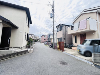 【前面道路含む現地写真】 | 車どおりが少なくお車の出し入れがスムーズです！