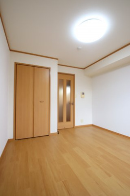 【洋室】 | フィオーレ・ガーデン