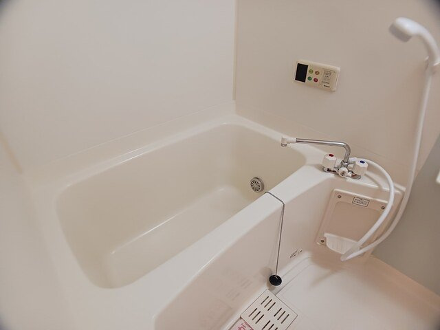 ローレル　ハイツの浴室