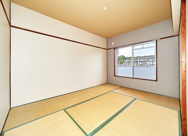 美善ハイツの和室