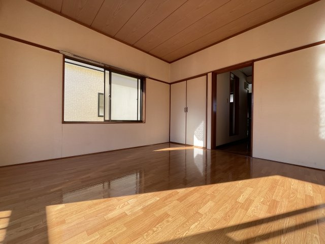 茂原市小林のアパートの洋室