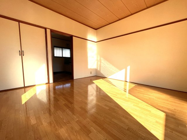 茂原市小林のアパートの洋室