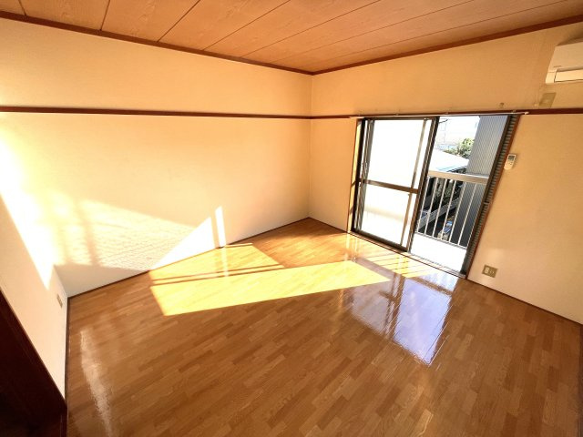 茂原市小林のアパートの洋室