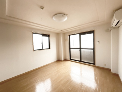 【居間・リビング】 | ベルローズ