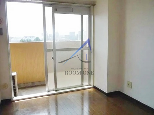 ヴァンハウス川崎京町サングレイスの居間・リビング|洋室のお部屋です。