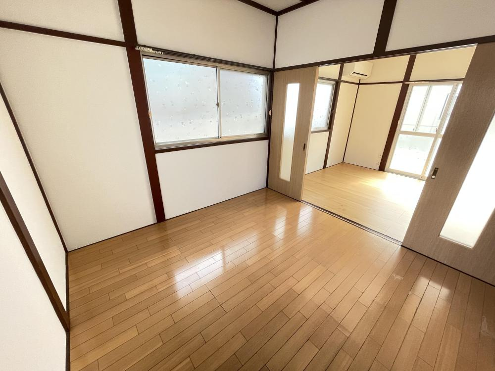 久宮アパートの洋室