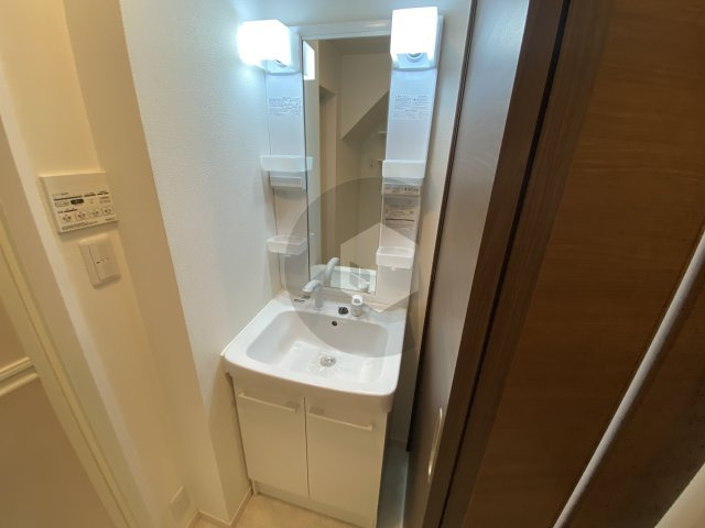 エスポワール春日5の洗面所